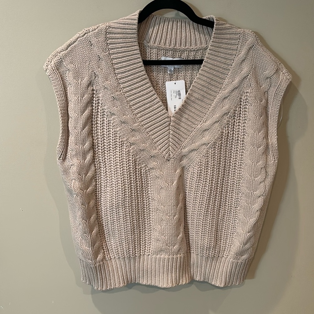 Pistola sweater vest. NWT. Women’s size large.